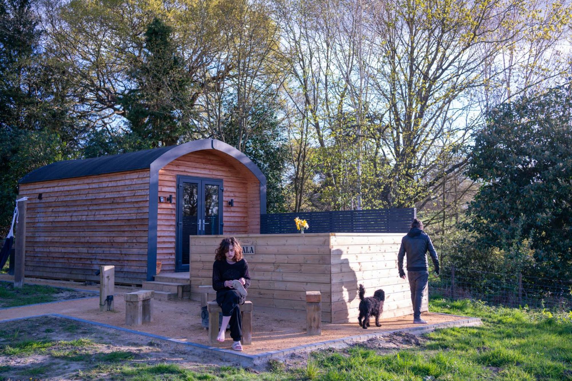 Mount Ephraim Glamping Pods Lodge Hernhill