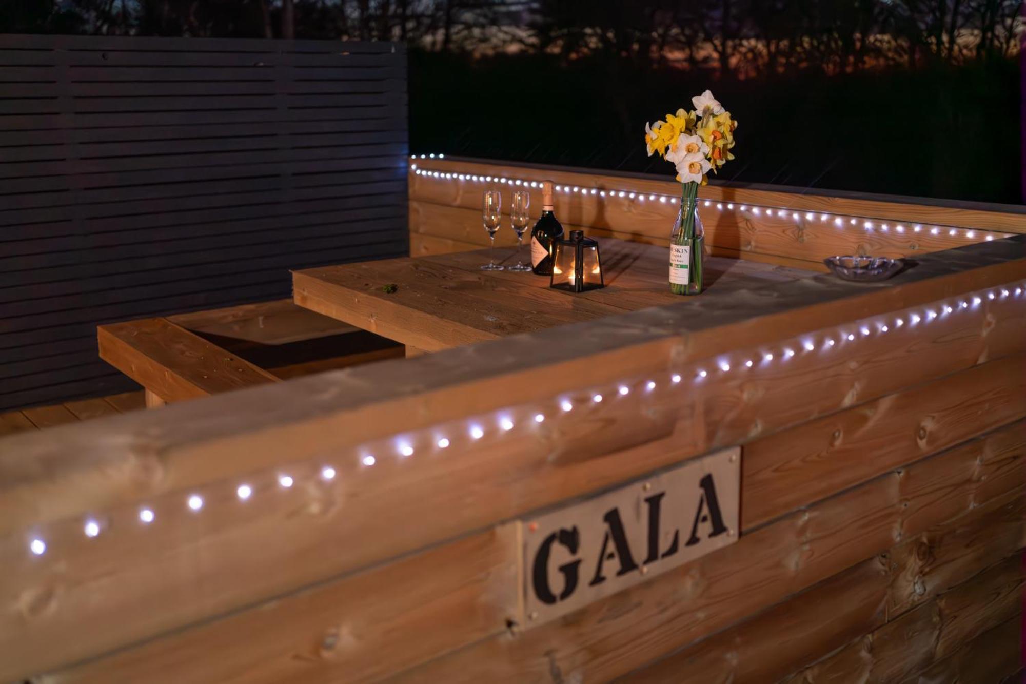 Mount Ephraim Glamping Pods Lodge *